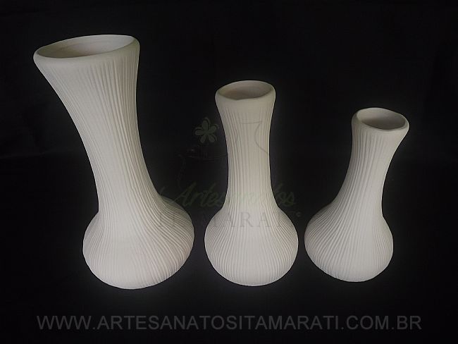 Detalhes do produto Trio Garrafa Riscada Funil